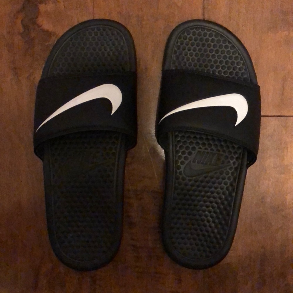 Nike slip on/ sandals